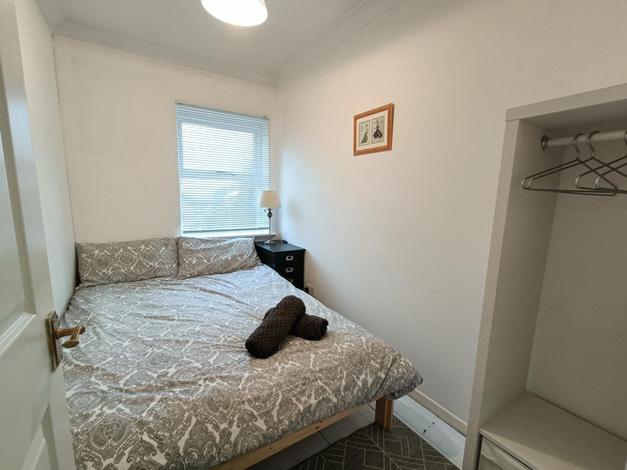 2 Bed Functional House Close To Manor Park Train Station Λονδίνο Εξωτερικό φωτογραφία